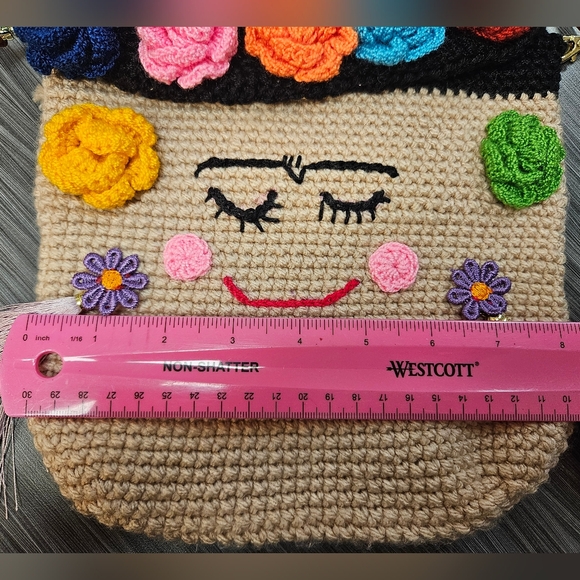 Frida Kahlo Handcrafted Floral Crochet Bag Set - Picture 8 of 16